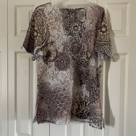 Fiori Ladies Top Size 1XL 🥰🥰 - Picture 2 of 3